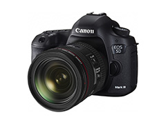 EOS 5D Mark III＊EF24-70mm F4L IS USM装着時