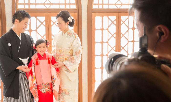 時代を突き抜ける写真館へ。