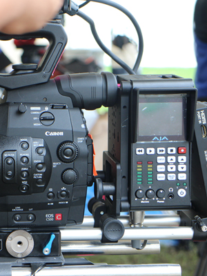 写真：EOS C500＋Ki Pro Quad