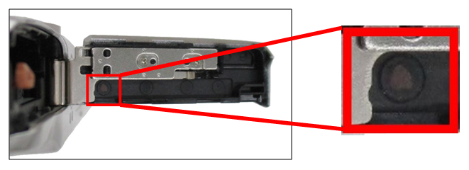 IXY 180 バッテリー蓋